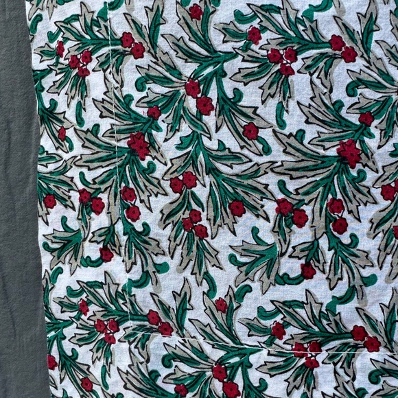 Set of 4 Crate&Barrel Block Printed Napkins - Picture 7 of 10